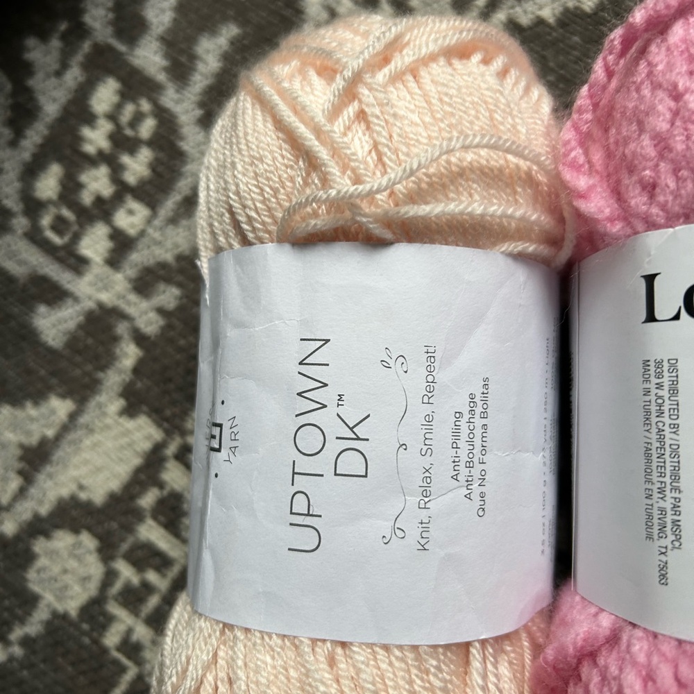 Loops & Threads Yarn Collection - Pink, White, Cream, Green, Blue, Navy - Picture 4 of 5